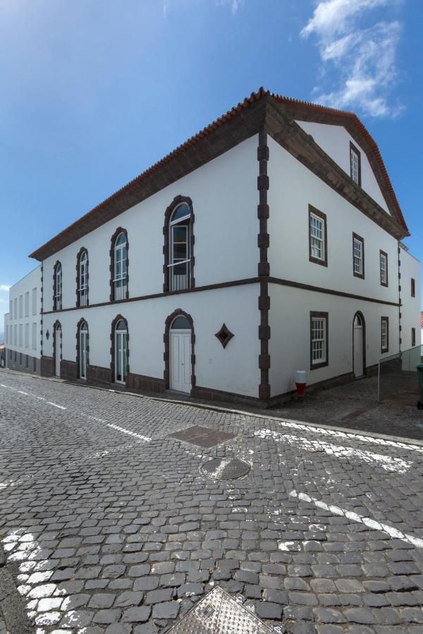 Azores Youth Hostels - Santa Maria Вила-ду-Порту Экстерьер фото
