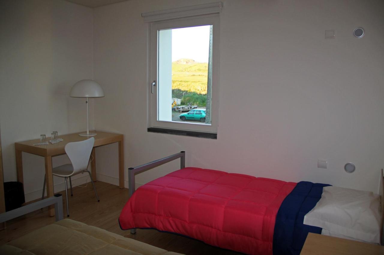 Azores Youth Hostels - Santa Maria Вила-ду-Порту Экстерьер фото