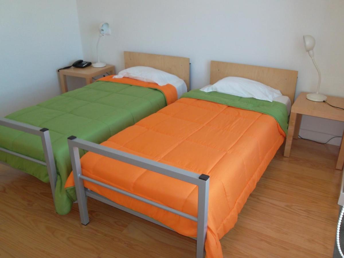 Azores Youth Hostels - Santa Maria Вила-ду-Порту Экстерьер фото