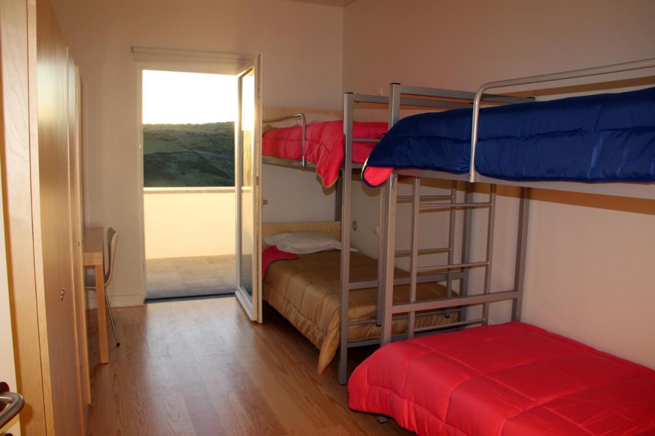 Azores Youth Hostels - Santa Maria Вила-ду-Порту Экстерьер фото